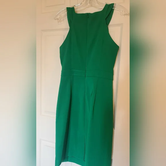 Robe chic - Picture 2 of 3